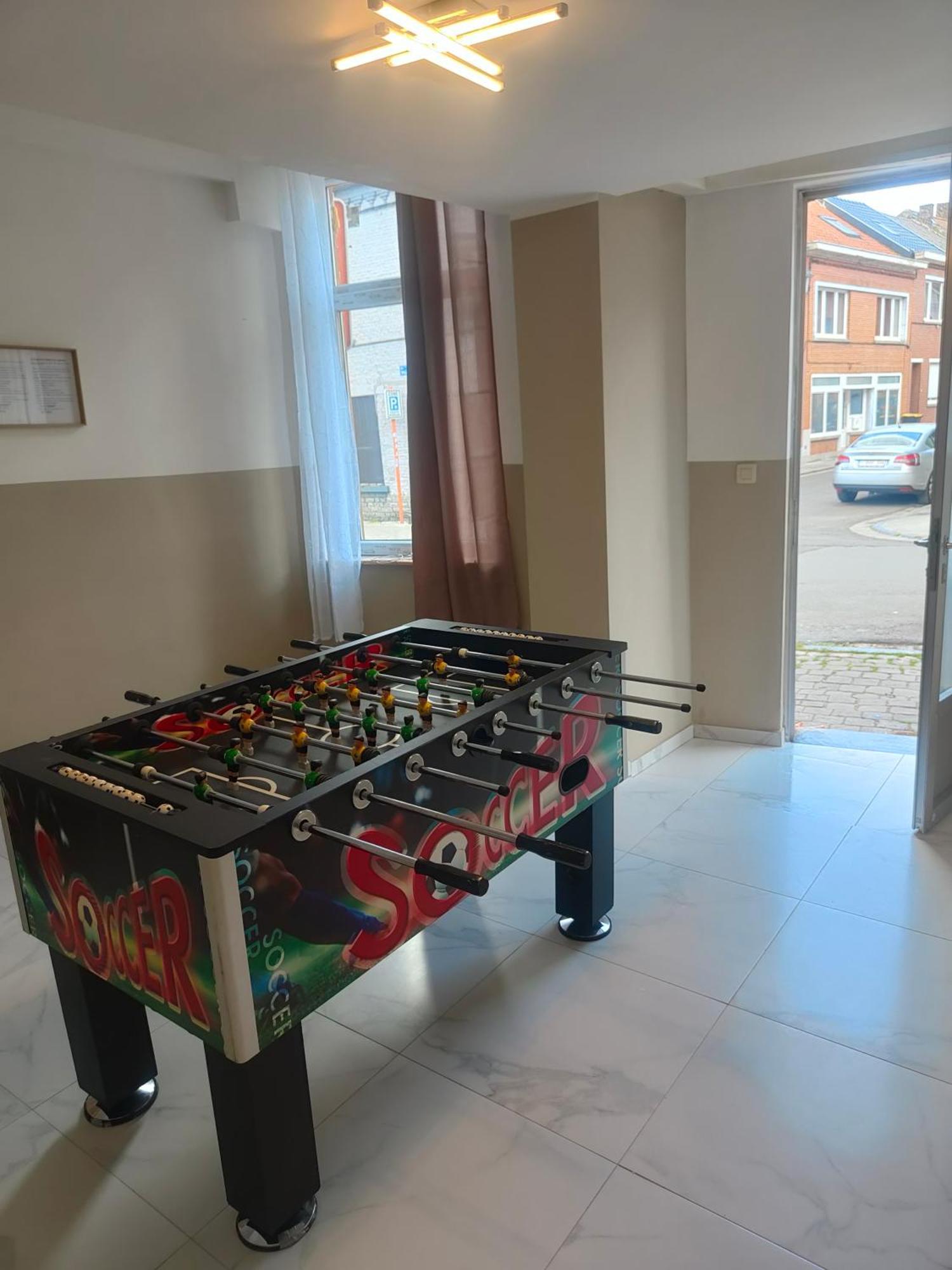 Magnifique Appartement A Mons Extérieur photo